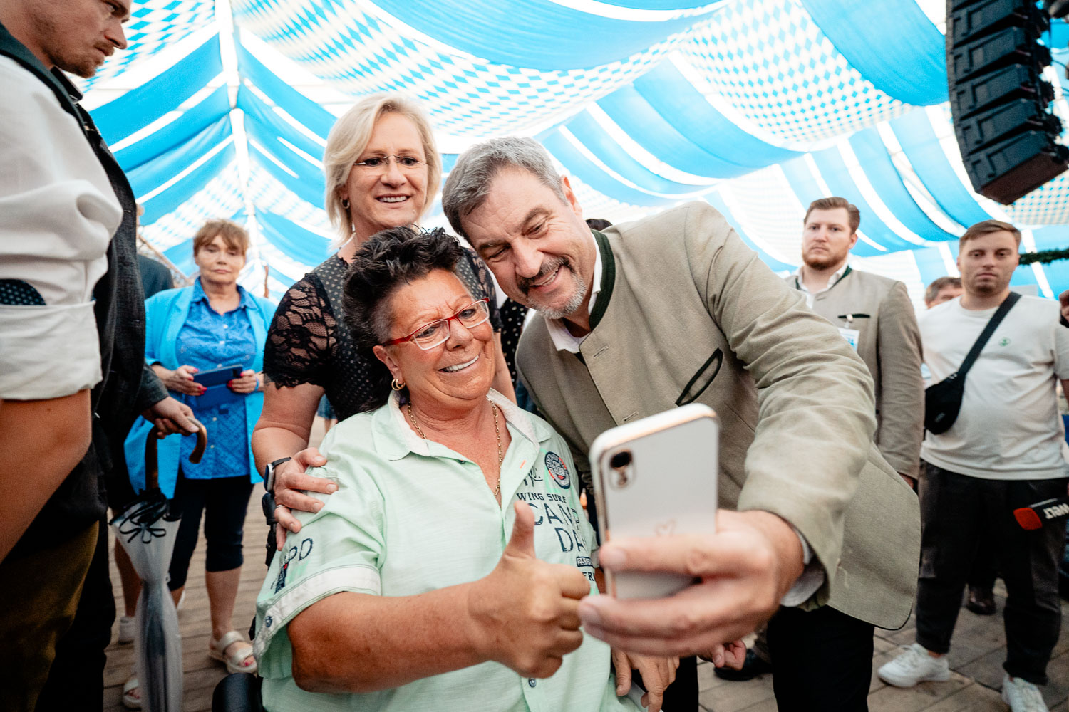 Politischer Gillamoos mit Markus Söder und Boris Rhein